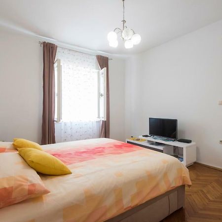 T&M Apartment With Parking In The Old Town Zára Kültér fotó