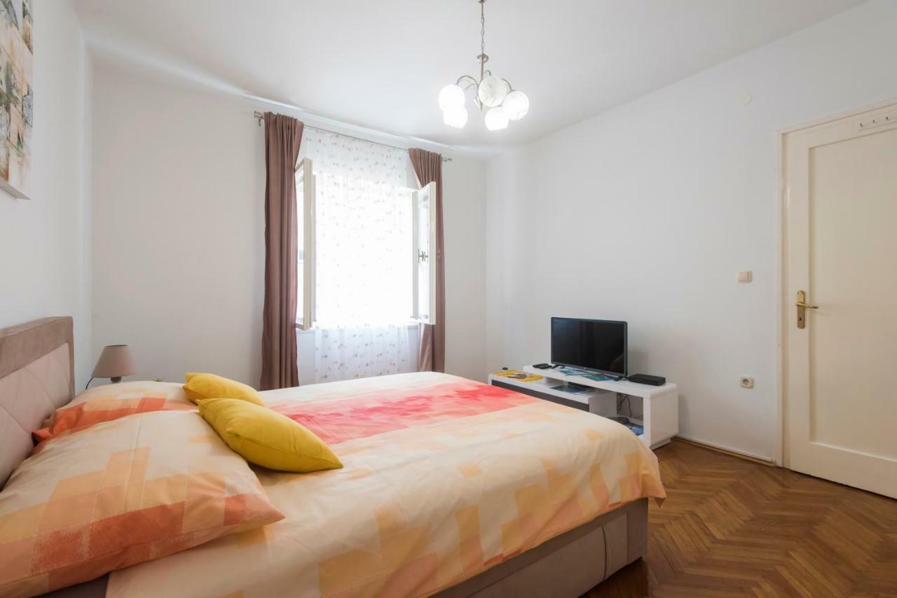T&M Apartment With Parking In The Old Town Zára Kültér fotó