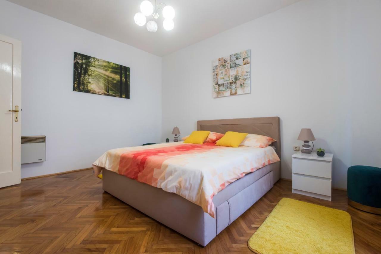 T&M Apartment With Parking In The Old Town Zára Kültér fotó
