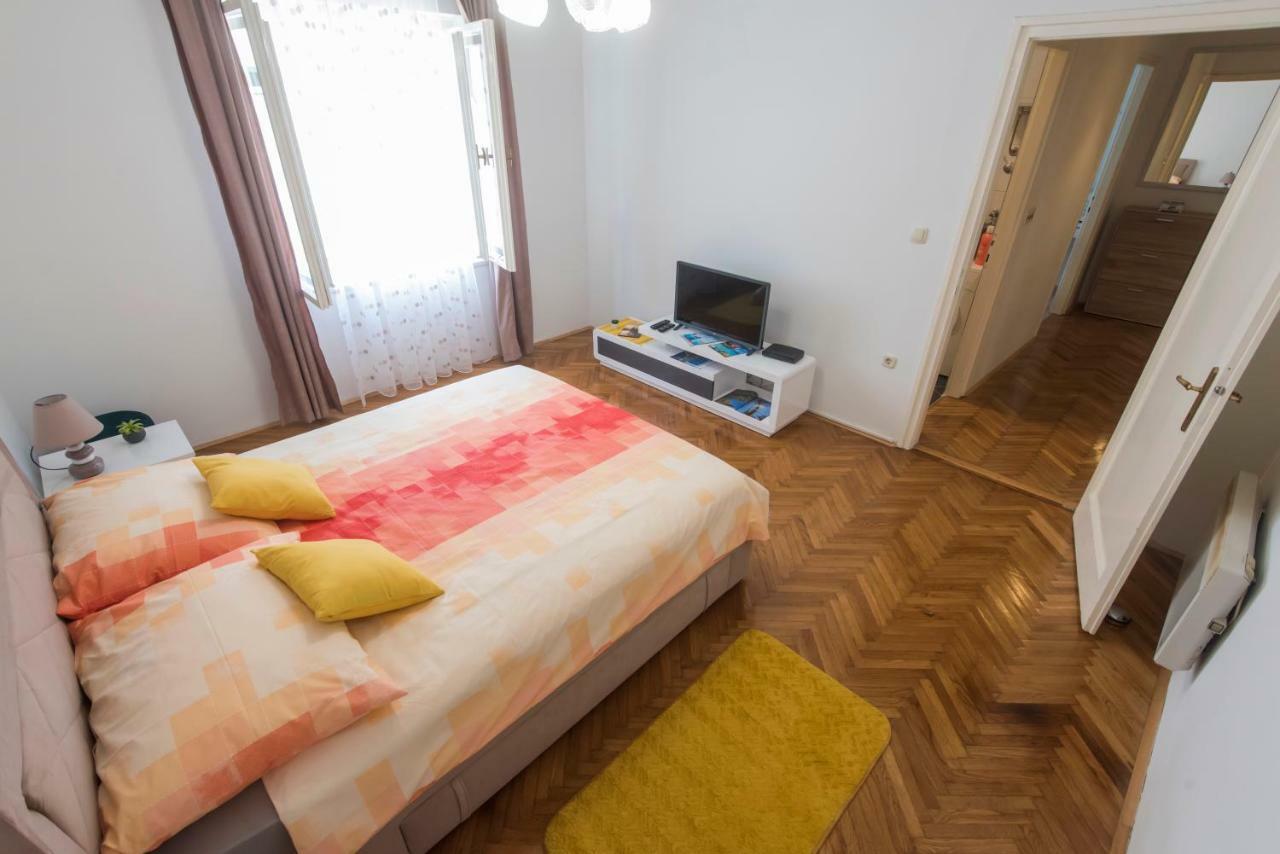 T&M Apartment With Parking In The Old Town Zára Kültér fotó